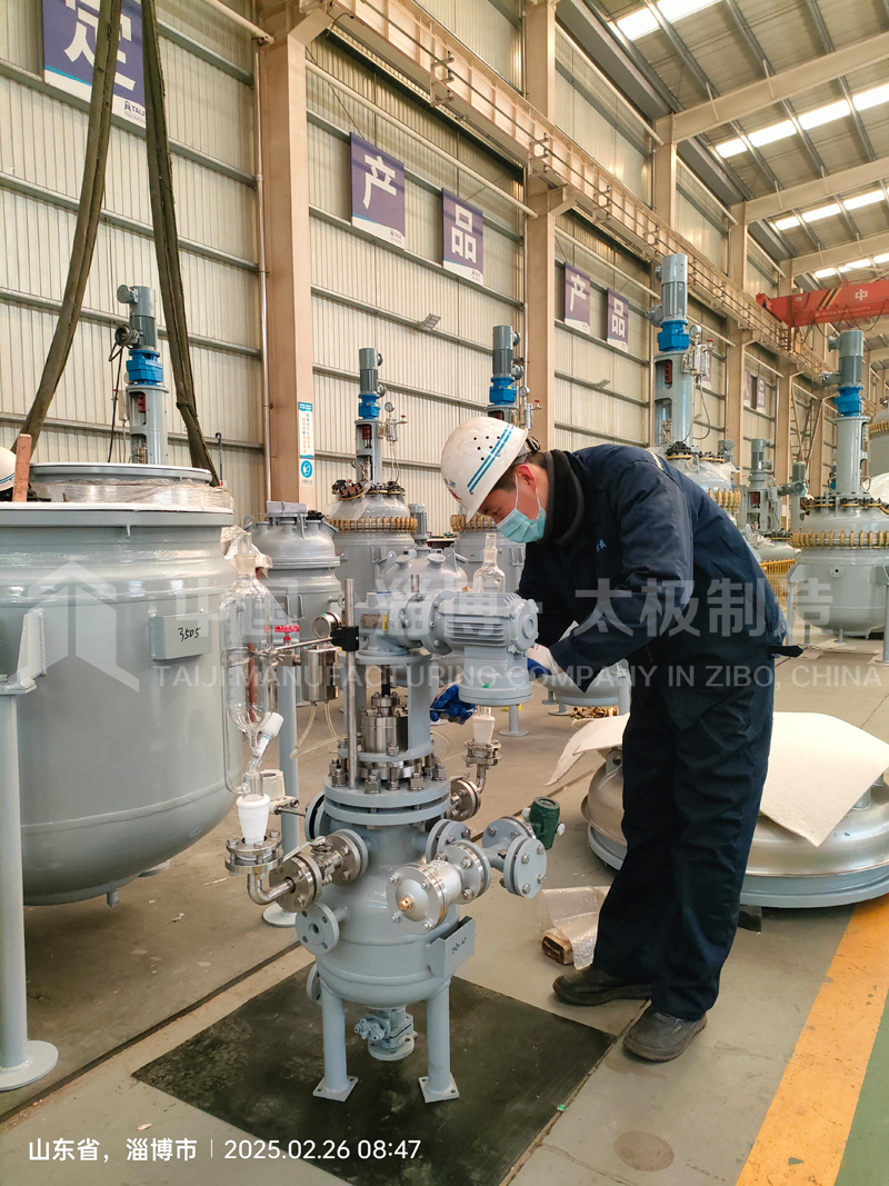 太極 5L 微型搪玻璃反應釜通過全項檢驗