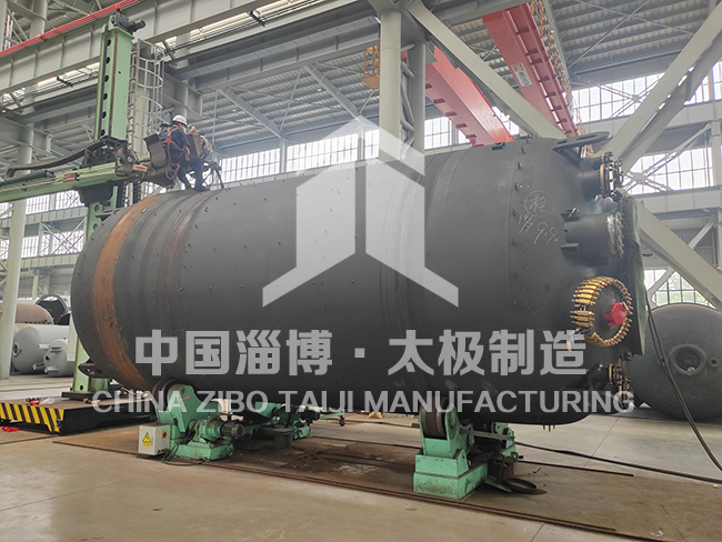 硬核過關(guān)！太極6萬升非標(biāo)搪玻璃反應(yīng)釜打壓測試圓滿達(dá)標(biāo)